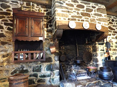 Suite du moulin du Prat , (intérieur) , à la Vicomté sur rance. (22)