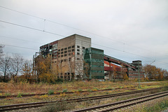 Aufbereitungsanlagen der alten Zeche Westerholt 1/2/3 im Abriss befindlich (Herten-Westerholt) / 21.11.2020