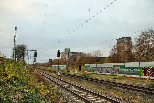 Die Hamm-Osterfelder Bahn bei der Zeche Westerholt 1/2/3 (Herten-Westerholt) / 21.11.2020