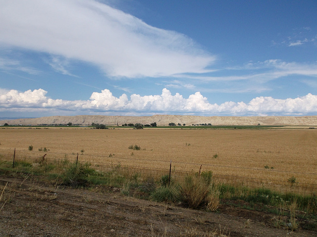 Nuages et paysages / Cloudy landscape Nuages et paysages / Cloudy landscape