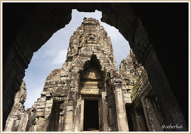 Bayon Temple (2)