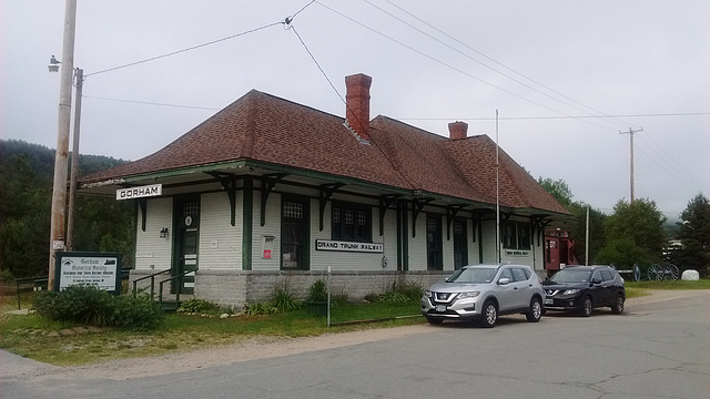 Museé et gare en harmonie