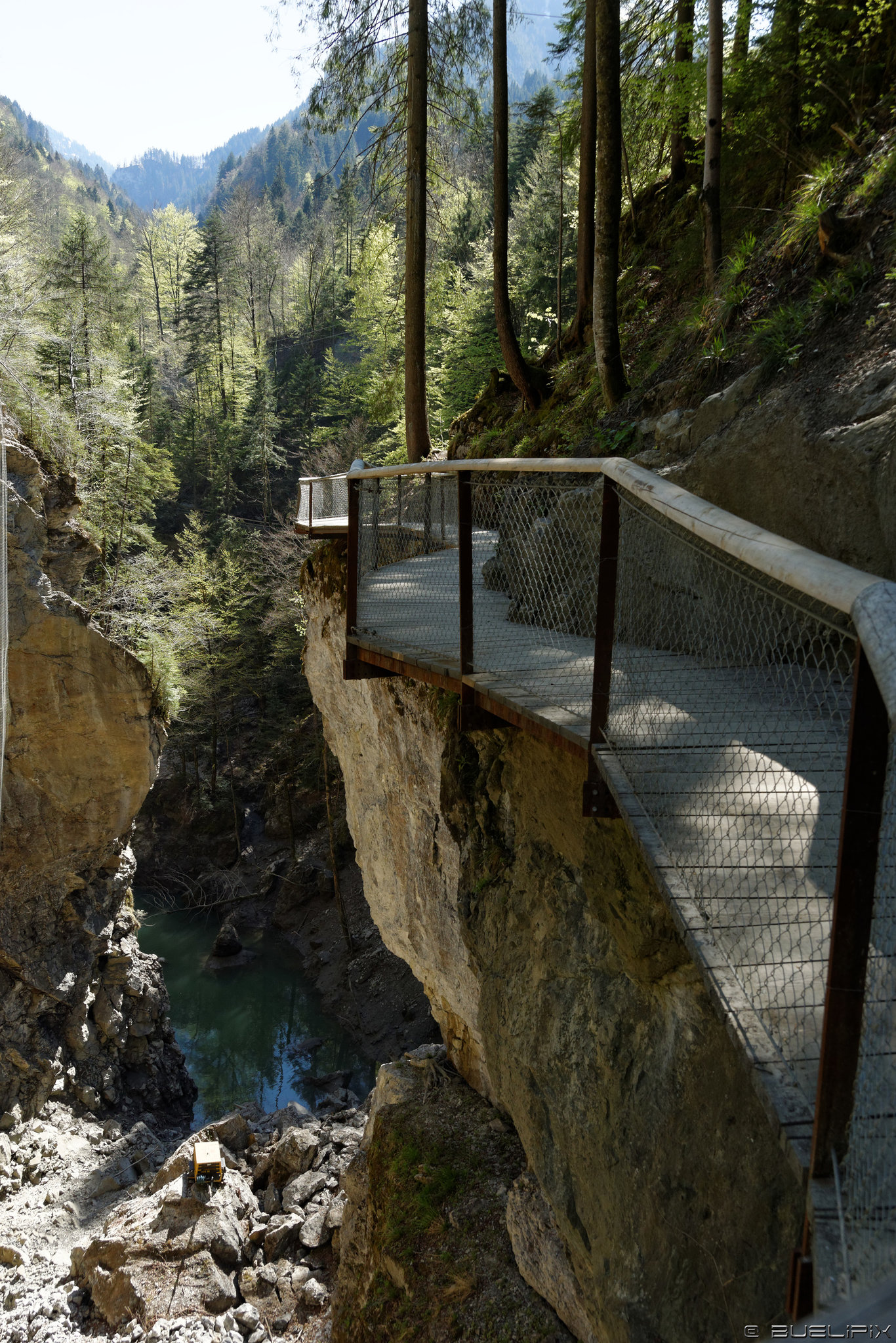 auf dem neuen Weg über der Rappenlochschlucht (© Buelipix)