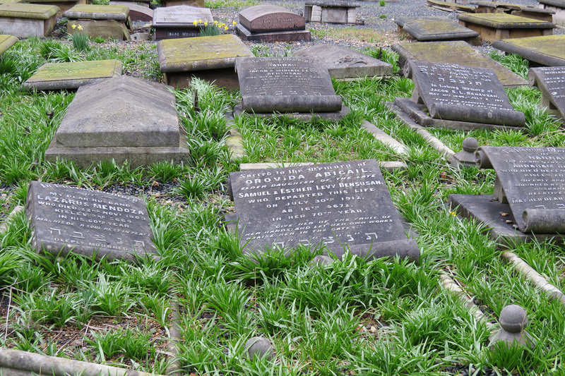 novo sephardi cemetery, mile end, london (1)