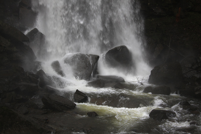 Melincourt Waterfall