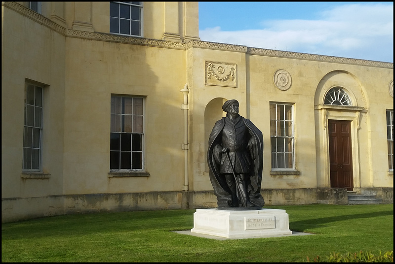 new John Radcliffe statue