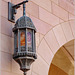 Mascate : Un bel lampione nella moskea Sultan Qaboos