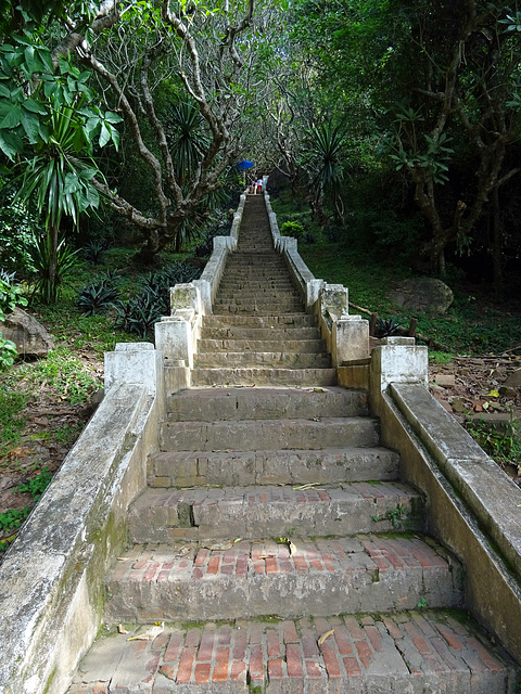 Stair to Hilltop of Mount Phou si ,Luang Prabang_Laos