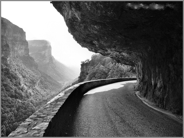 Route des Gorges de la Bourne (38) 6 septembre 2012. Vercors.