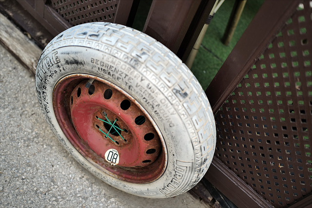 Monte Gordo, Green rope on lost tyre