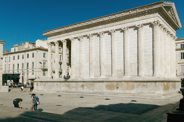 La Maison Carrée (2)