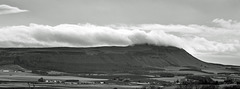 Clouds forming on West Lomond