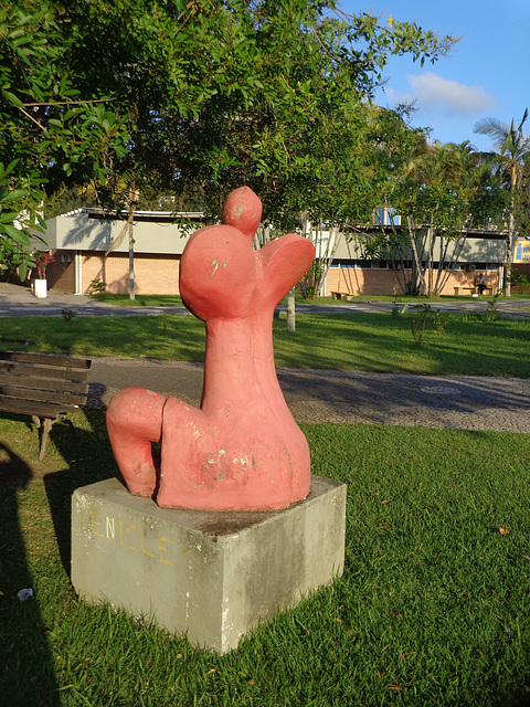 DSC06590 - escultura 'Dama das Águas', de Caio Borges