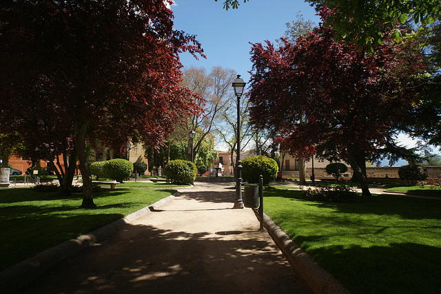 Plaza De La Merced