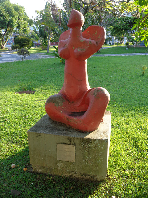 DSC06592 - escultura 'Dama das Águas', de Caio Borges