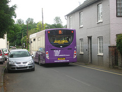 Grant Palmer YX11 HPU in Harrold - 9 Jul 2012 (DSCN8420)