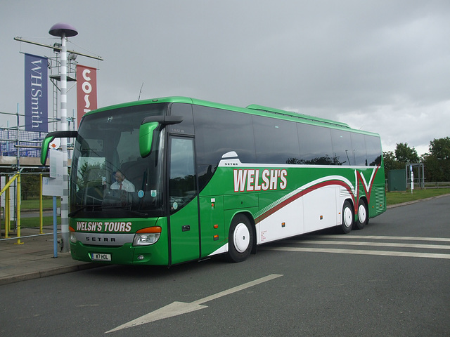 DSCF9716 Welsh’s Coaches W7 HOL at Gonerby Moor Service Area - 8 Sep 2017