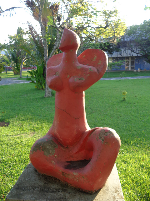 DSC06593 - escultura 'Dama das Águas', de Caio Borges