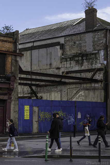 in the streets of Dublin (© Buelipix)