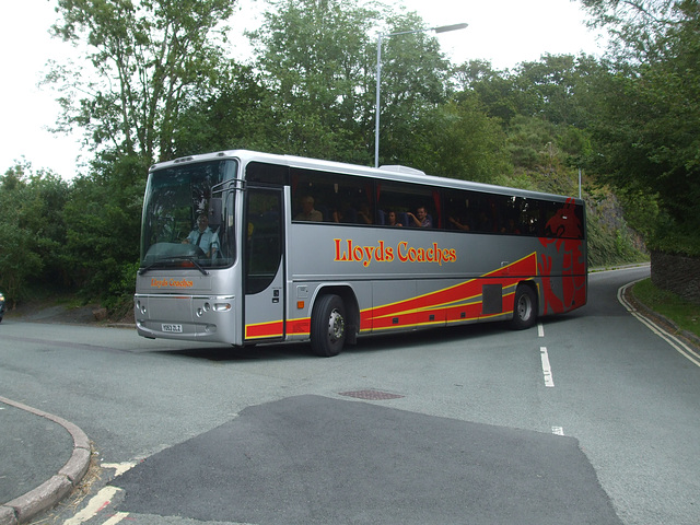 DSCF0364 Lloyds Coaches, Machynlleth YO53 ZLZ