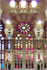 Barcellona : Sagrada Familia, interior view