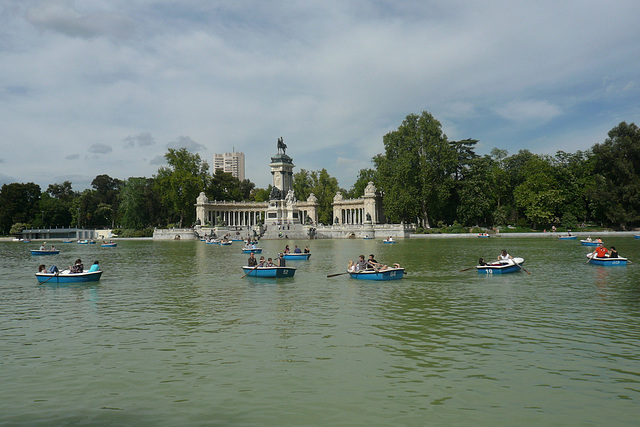 Estanque Grande Del Retiro