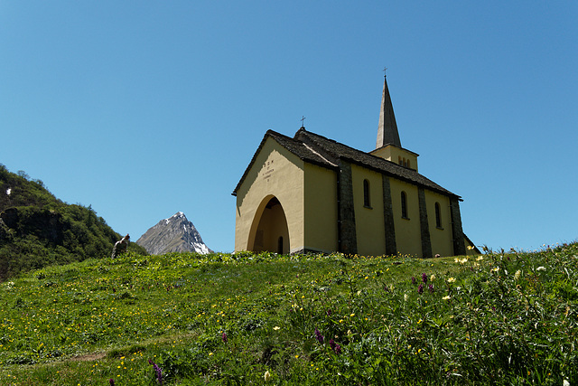 The little church of Riale