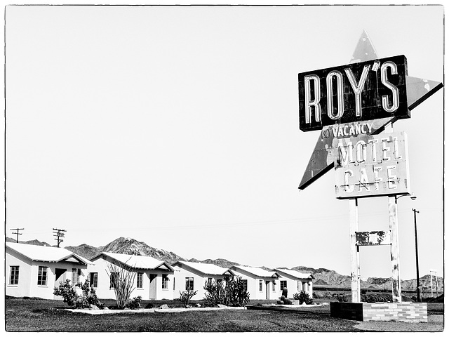 Roy's Motel