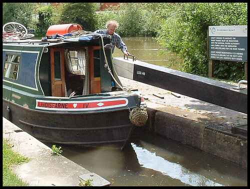 where the Thames joins the canal