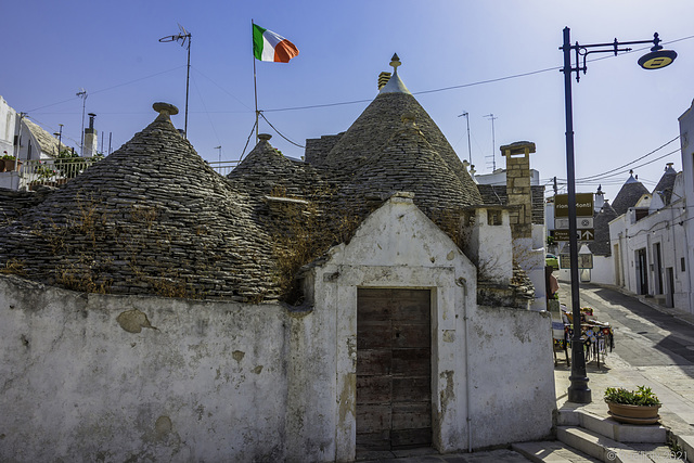 'Trulli' in Alberobello (© Buelipix)