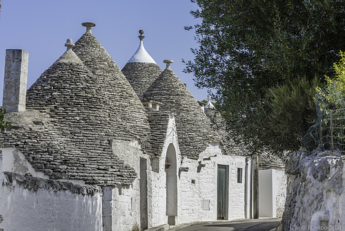 'Trulli' in Alberobello (© Buelipix)