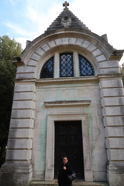 Mausoleum of Julius Beer