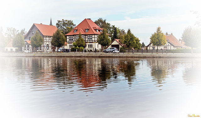 Häuser am Teich (PiP)