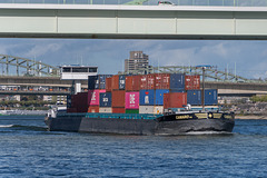 Binnenschifffahrt auf dem Rhein