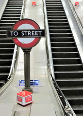 Vintage sign - St.Pauls Underground