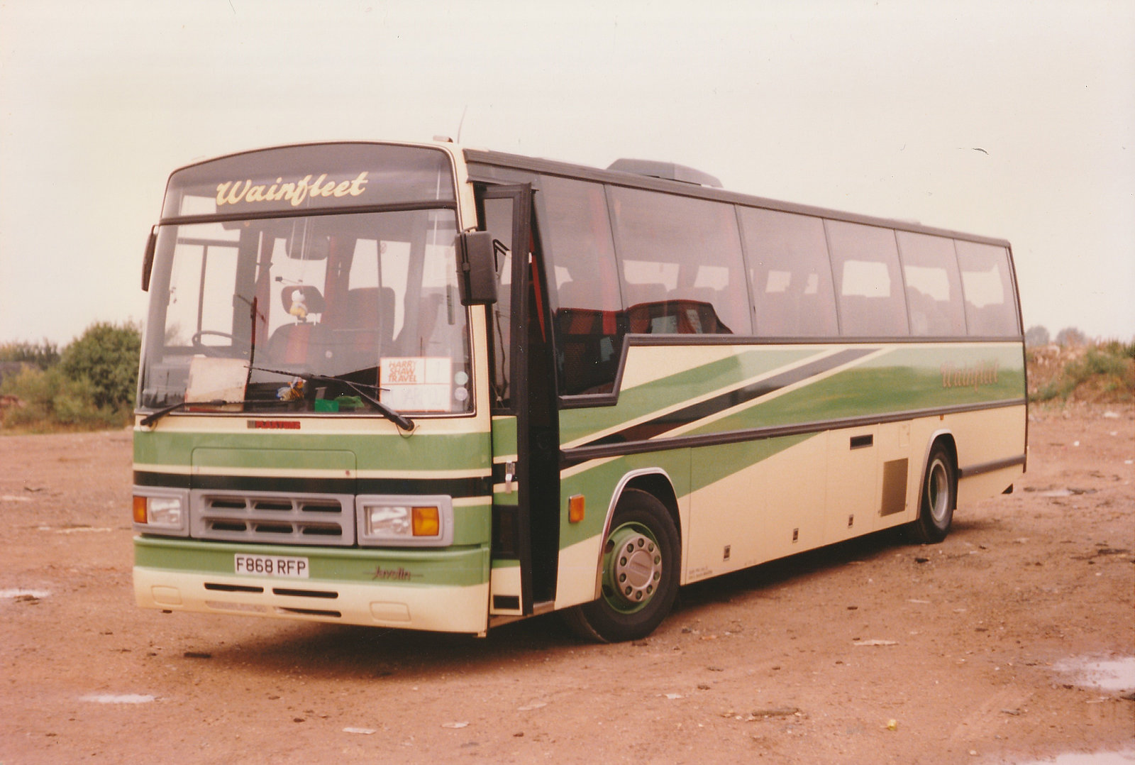 Wainfleet Coaches F868 RFP at Red Lodge - 26 Aug 1989