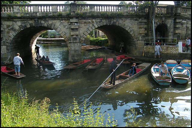 punting at Magdalen Bridge