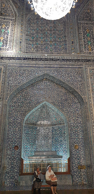 Pahlavon Mahmud Mausoleum