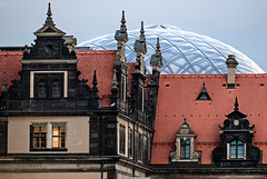 Kaugummiblase über dem kleinen Innenhof des Residenzschlosses, Dresden