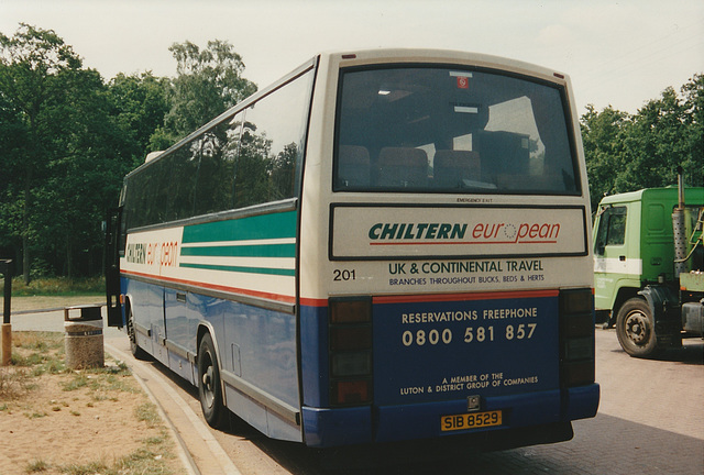 Luton and District SIB 8529 at Barton Mills - 3 Aug 1994