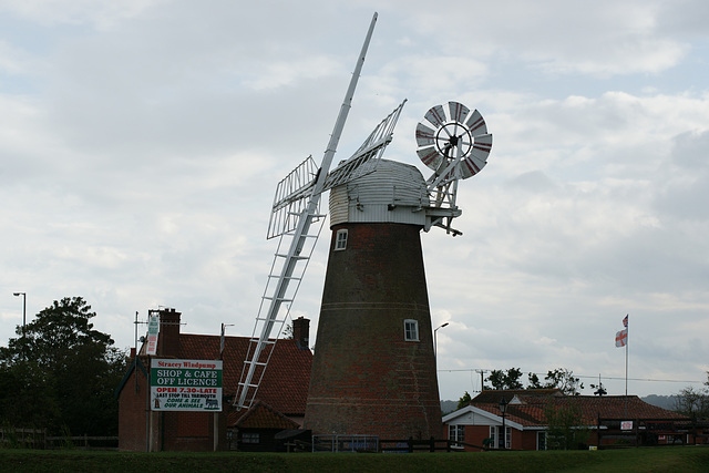 Stracey Arms Windpump