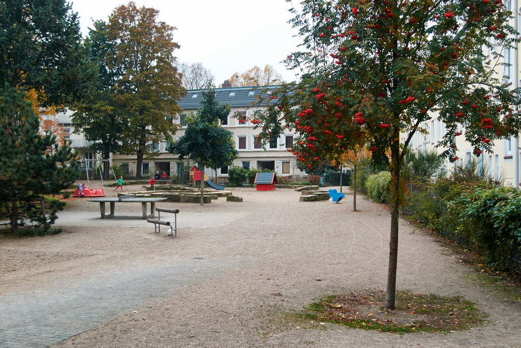 spielplatz-1220001-co-29-10-15