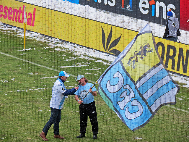 Stadionsprecher Olaf Kadner und "Gerdl" - kurzärmelig ;-)