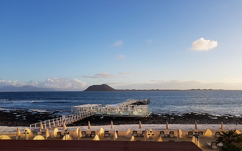 Fuerteventura - Blick vom Hotelzimmer auf das Meer