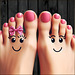 funny feet ◕‿◕