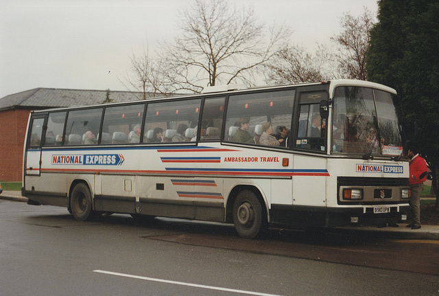 Ambassador Travel 910 (B910 UPW) at RAF Mildenhall – 19 Feb 1990 (111-15)