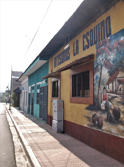 Au coin de l'artisanat / Artesanías La Esquina