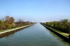 Blick auf den Datteln-Hamm-Kanal (Bergkamen-Oberaden) / 9.04.2017