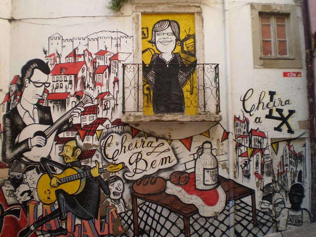 Street art at Alfama, Lisbon - It smells good: it smells like Lisbon.
