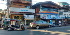 Pongsatorn dental clinic